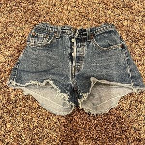 levi’s shorts
